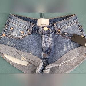 NWT One Teaspoon Pacifica Bandits